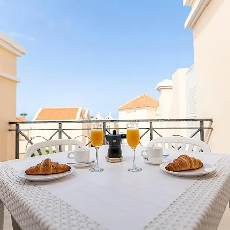 Apartment Sunshine Holidays , Playa De Fanabe