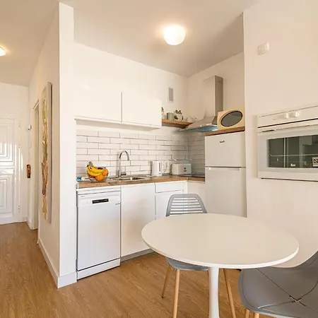 Apartment Sunshine Holidays , Playa De Fanabe *
